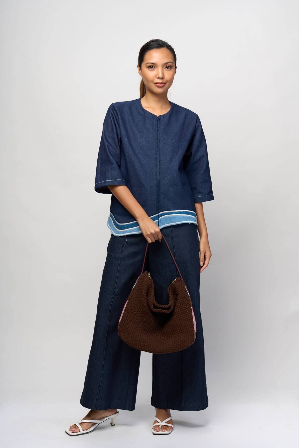 [Ready Today] Buslo Medley Light blue & red, medium brown leather Fashion Rags2Riches