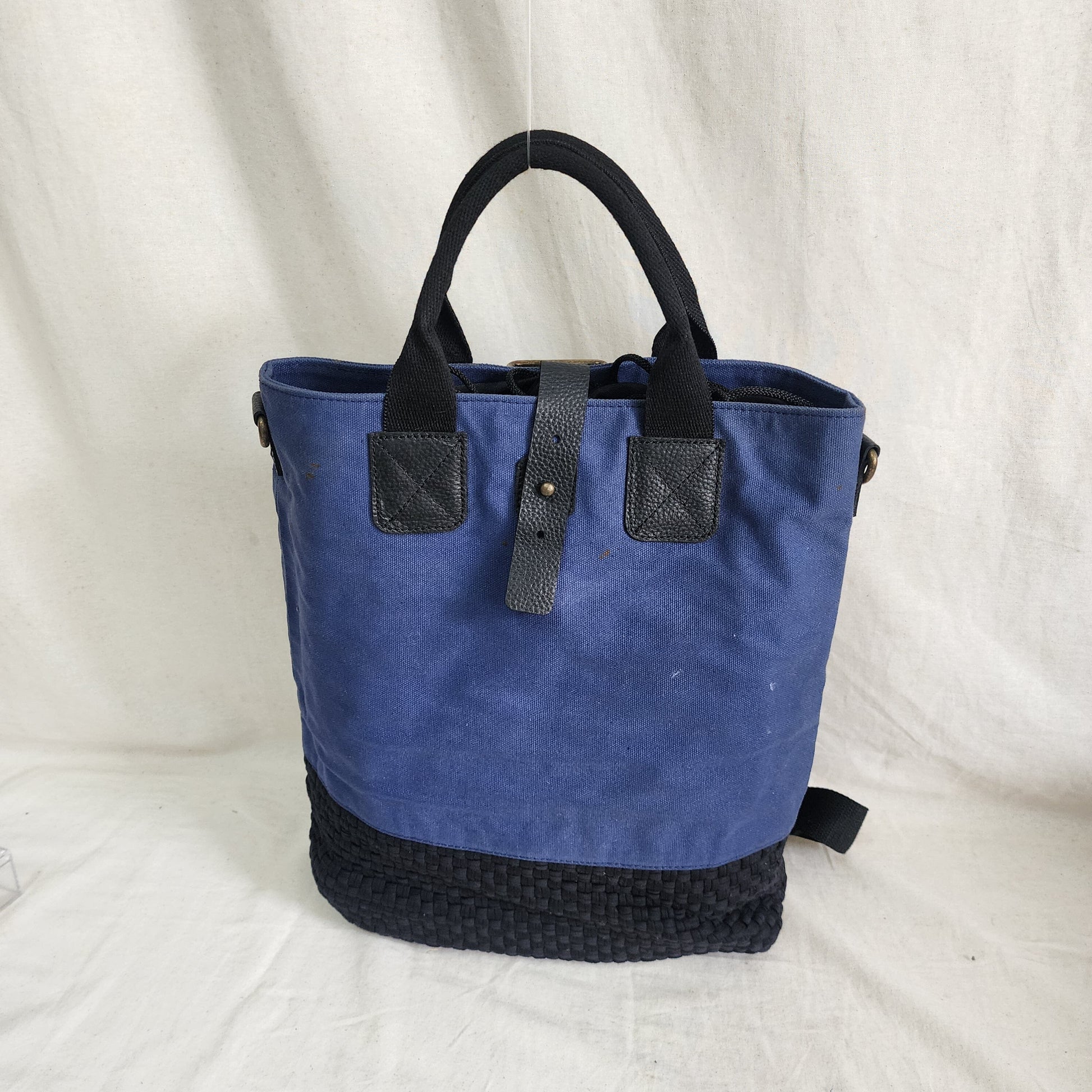 [SAMPLE] Dan Back Pack Navy Blue Fashion Rags2Riches