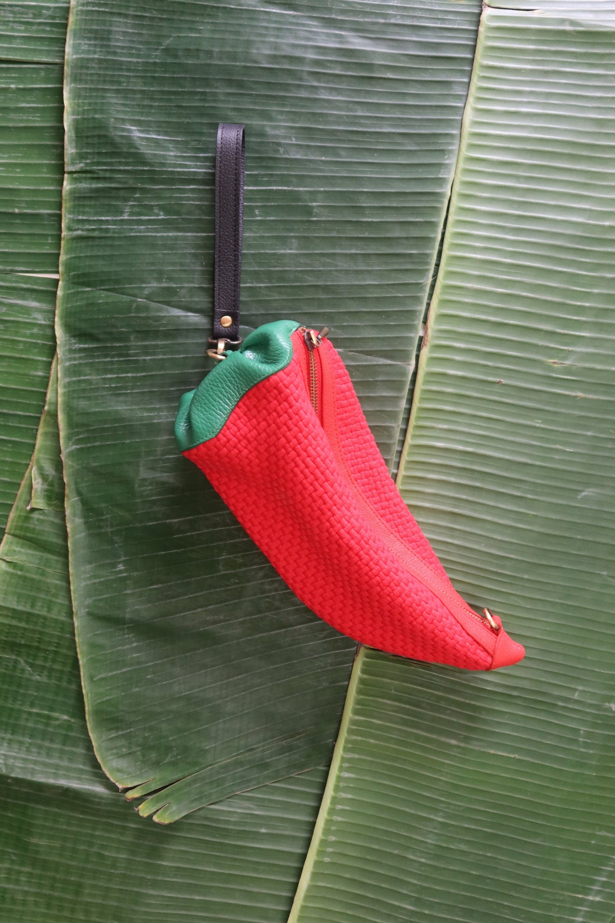 [Ships Out: Sep 28] Sili Bag Fashion Rags2Riches