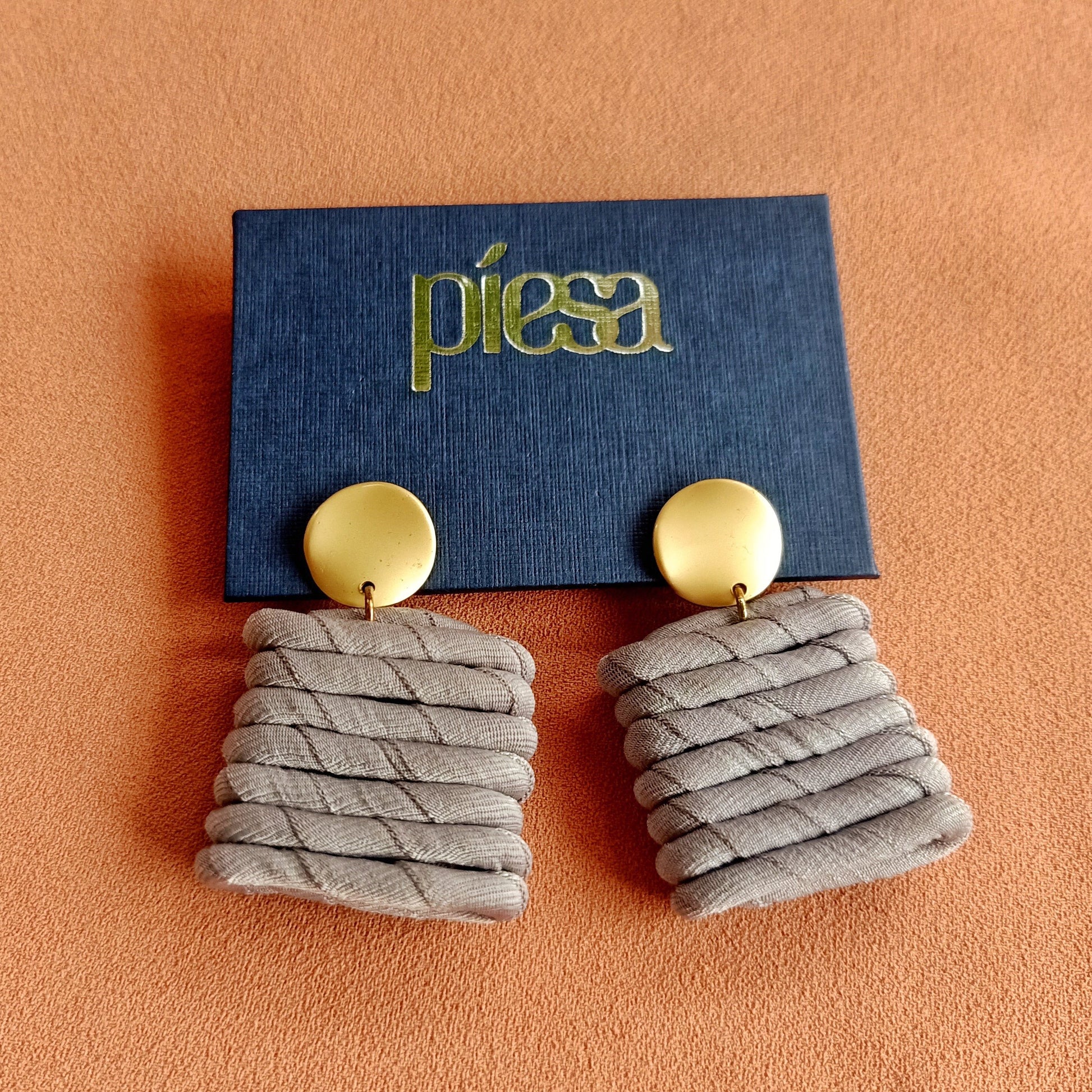 Faye Luxe Earrings Fashion Piesa