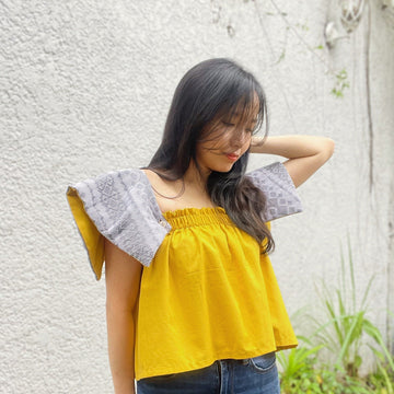 On-Off Shoulder Top Mustard in Pinilian Diamond