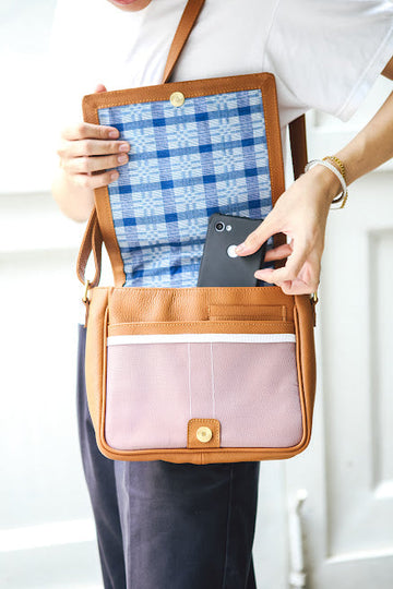 [Ready Today] Travel Bag Crossbody Tan